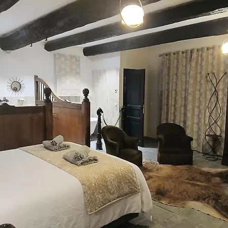 Demeure Des Trois Foudres 4* Caux